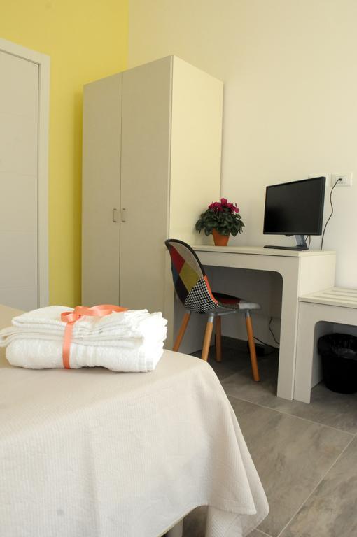 Della Torre Rooms Λέτσε Εξωτερικό φωτογραφία