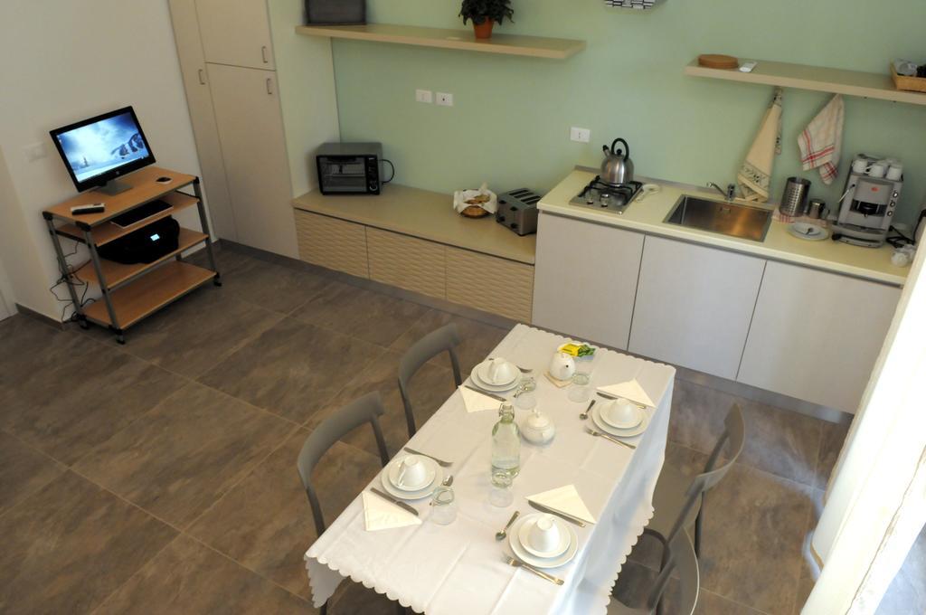 Della Torre Rooms Λέτσε Εξωτερικό φωτογραφία